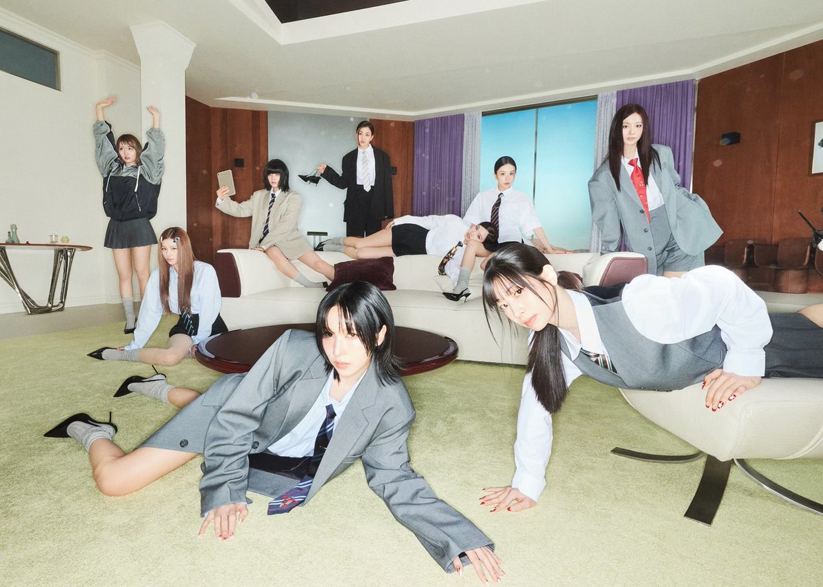 TWICE has broken their own record on the U.S. Billboard’s main songs chart, the Hot 100, with Strategy.

According to the official announcement released on Billboard’s website on August 12th, TWICE’s Strategy ranked 69th on the Hot 100 for the chart dated August 16th.

This marks