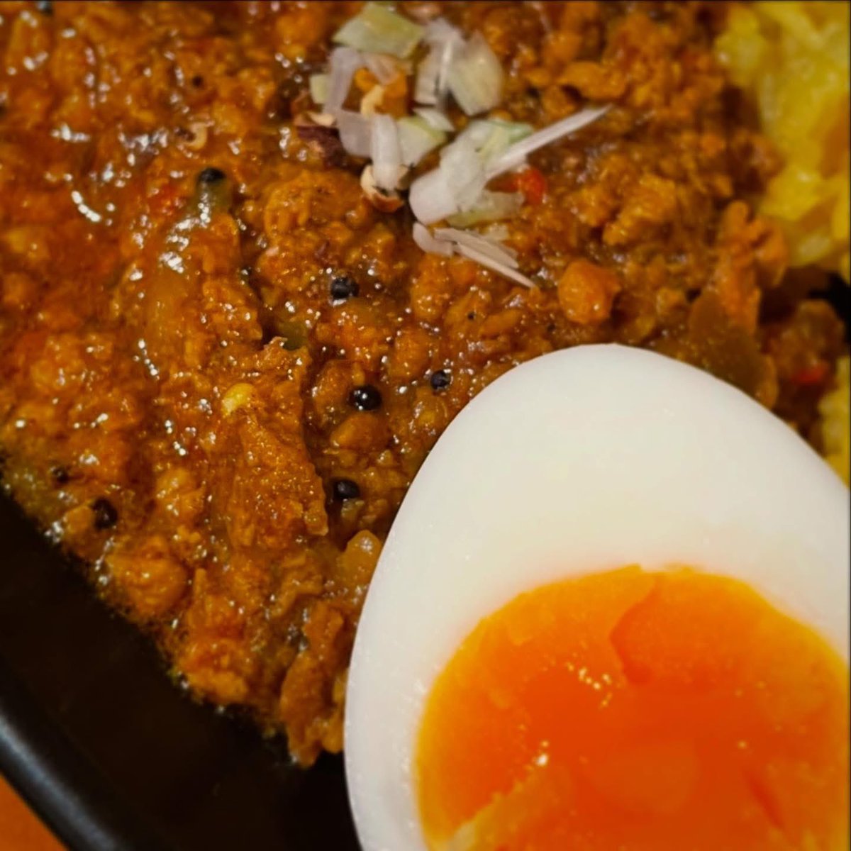 最高のおっさんのあげ忘れた昨日の晩ごはん。
lucky base  梅え〜チキンカレー&amp;醬キーマカレーの2種盛り
#最高のおっさんのカレー
#2025チャレンジ第二弾 
#DOCTORPRICE ロケからの
#lucky_baseから小一時間
#ポンコツ王への道