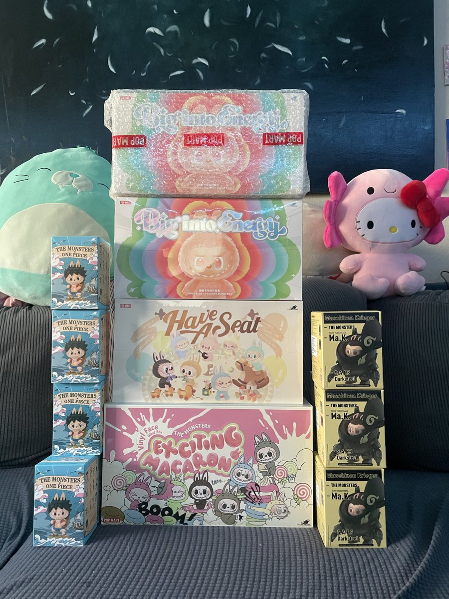 TanzaniteMizuki's tweet photo. Iโm so freaking excited to finally have all of the different versions of Labubu. My plan is to do an unboxing video on stream so if there are any Labubu obsessed people out there stay tuned and drop a follow๐
#labubu #unboxingstream #wooperloopers #blindbox https://t.co/aQA2eFe3V8