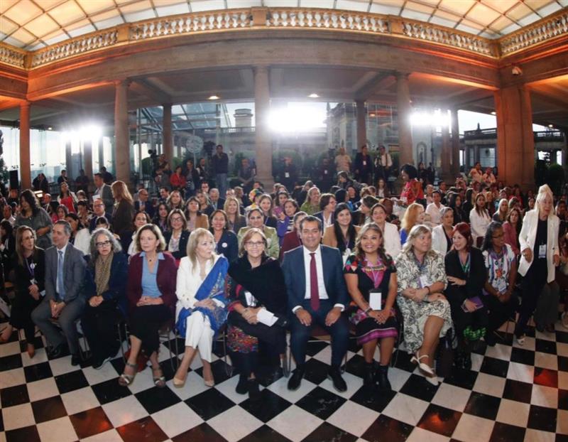Clau Corichi Oficial tweet media