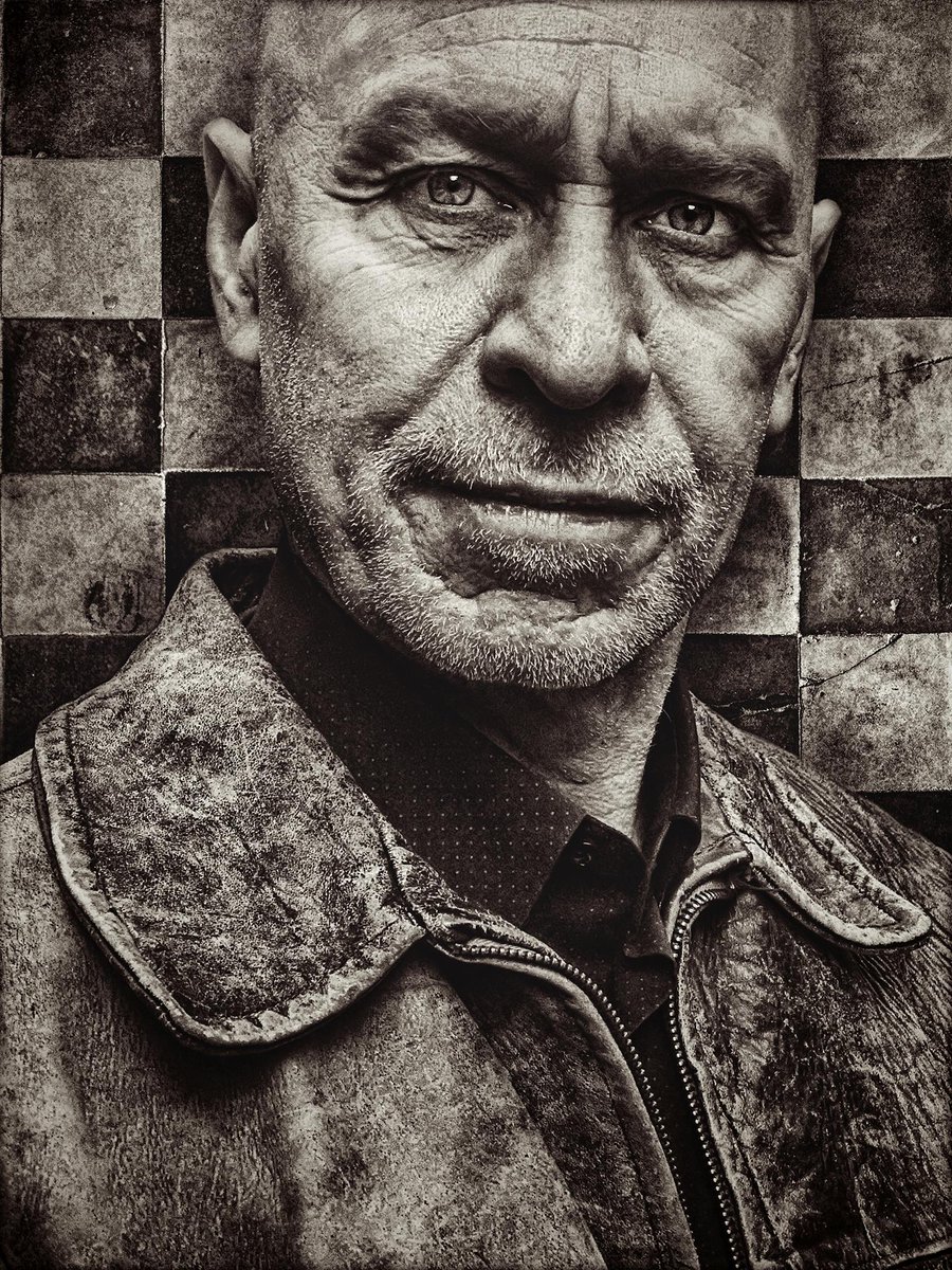 MAGNETMagazine's tweet image. Happy birthday #MattJohnson (#TheThe). This is the day when things fall into place. Read our #ClassicAlternative review of @thethe’s “Dusk”: magnetmagazine.com/2006/12/15/cla…