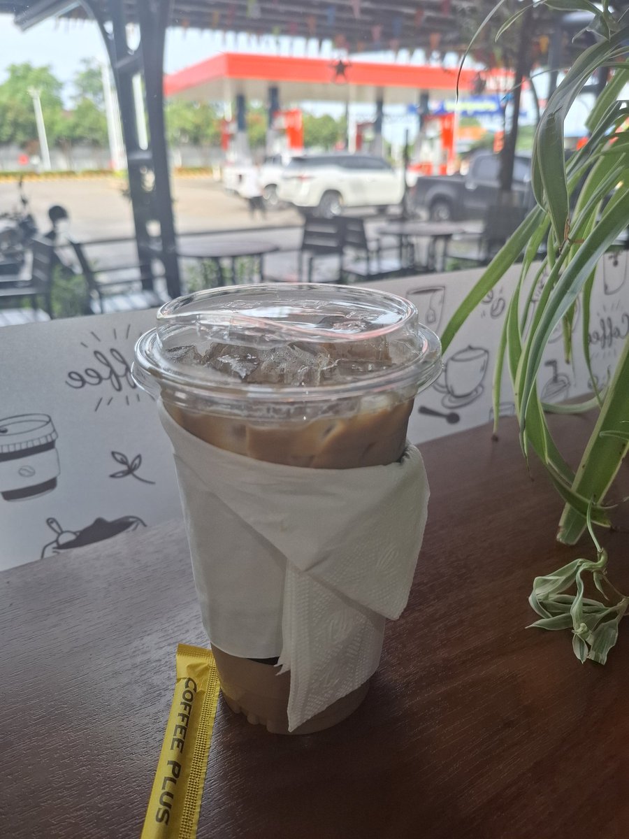 warCambodia's tweet photo. My favorite coffee brands is #coffeeplus 🥰 https://t.co/lqOxnHJln8
