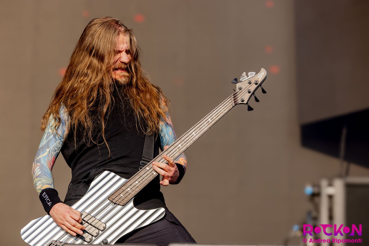 EpicaFanpageArg's tweet photo. Epica - Metal Fest - República Checa 2025
#epica #epicalive #aspiral #simonesimons #isaacdelahaye #robvanderloo #epicafanpageargentina 📷 by Rockon - Andrea Ripamonti https://t.co/7RooM7kUfh