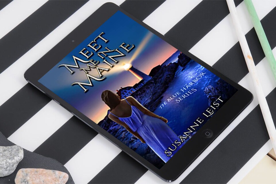 Lizzie finds her life in Maine
following a strange slant.
Leaving would ease her pain,
but she knows she can't.

MEET ME IN MAINE

amzn.to/3z0EcsQ

#RomanceReads #RomanceWriter  #CozySciFi