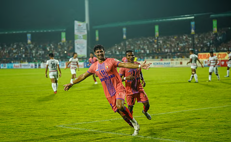 STripuri77456's tweet photo. 4 goals. 0 conceded
#Bodoland FC continue their dream run in their maiden DURAND CUP, dominating ITBP FT at SAI Stadium, Kokrajhar.
#DurandCup #IndianFootball #BodolandFC
#EastBengalFC #promotingEBoutsideWB #DurandCup #DurandCup2025 #134thEditionofIndianOilDurandCup @thedurandcup https://t.co/nuzms0iGe5