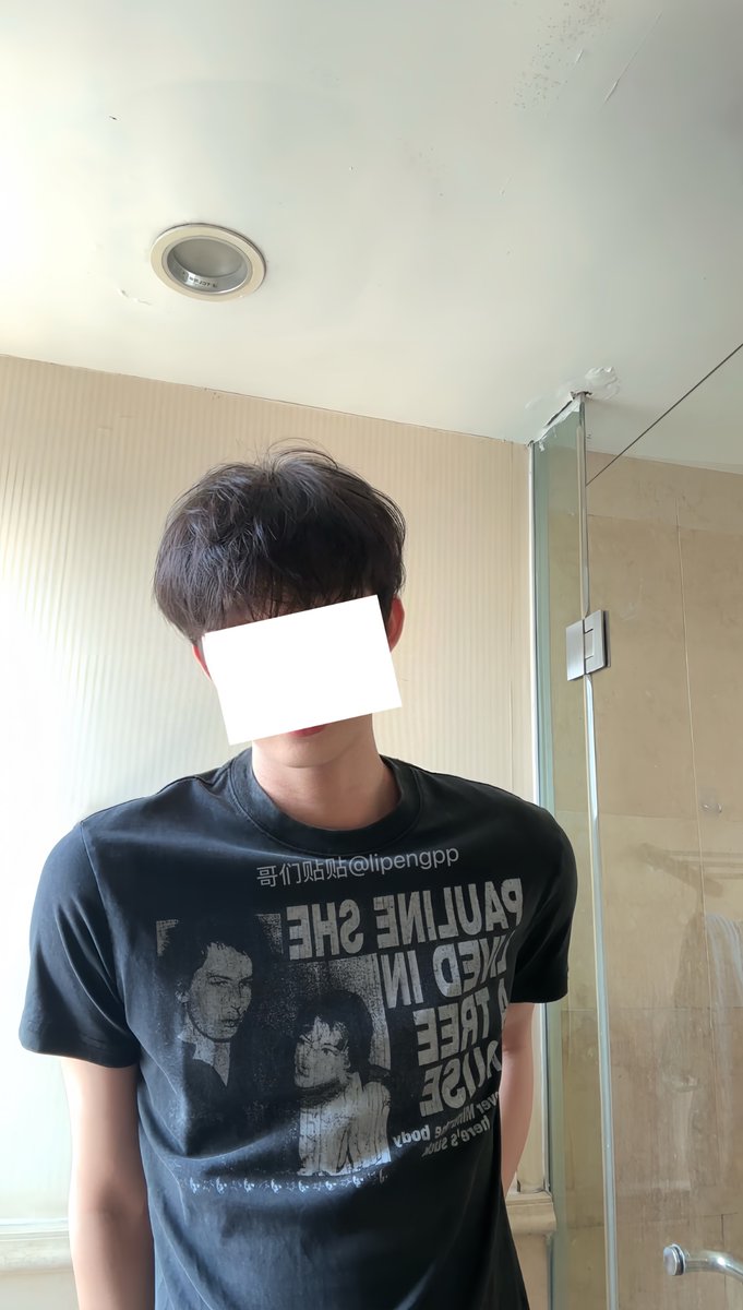 我在喔 只是最近很忙又要搬家，所以暂时不更新动态啦，mua 谢谢宝宝关心