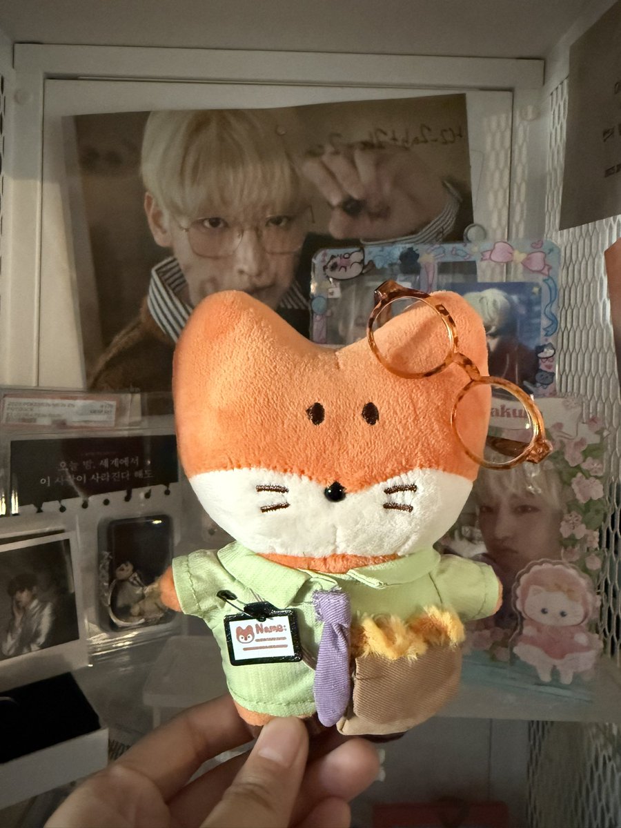 IS_KennyW's tweet photo. Ssong Ssong: Dress Up like Nick can get you a job~🦊
#SF9 #에스에프나인 #인성 #INSEONG #공식캐릭터 #쏭쏭이 #SSONG_SSONG #밤밤이 #BAM_BAM https://t.co/jVMO7bBFGk