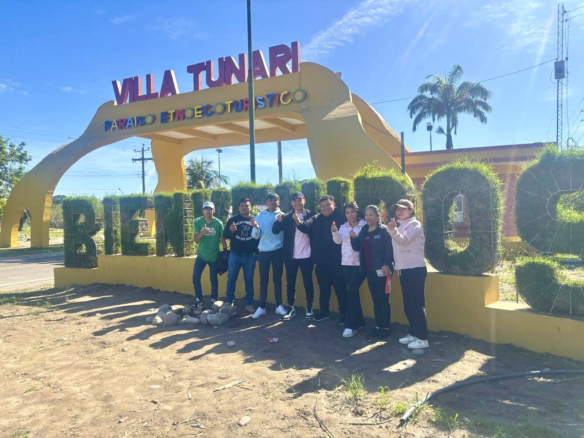 SumateBolivia's tweet photo. 💜✨La transformación llega al Chapare con la fuerza de su gente y la esperanza de un futuro mejor.

#VotaMorado #VotaManfred #Bolivia #Chapare https://t.co/0i4eIGWOSD