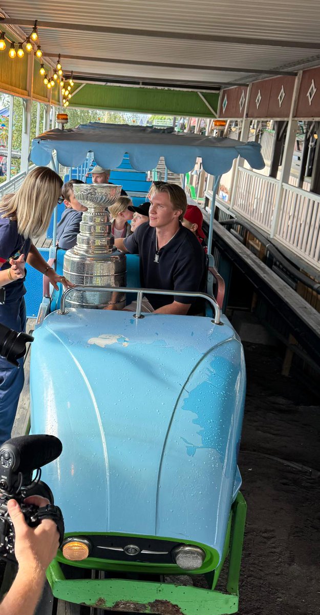 Philip Pritchard (@keeperofthecup) on Twitter photo What a day for Anton Lundell, starts off at the family summer home outside of Helsinki, and the fun continued at the local amusement park with the #StanleyCup <a href="/FlaPanthers/">Florida Panthers</a> <a href="/HockeyHallFame/">Hockey Hall of Fame</a> <a href="/NHL/">NHL</a> What a day for Anton Lundell, starts off at the family summer home outside of Helsinki, and the fun continued at the local amusement park with the #StanleyCup <a href="/FlaPanthers/">Florida Panthers</a> <a href="/HockeyHallFame/">Hockey Hall of Fame</a> <a href="/NHL/">NHL</a>