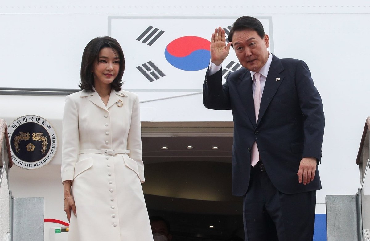 밝은 웃음 tweet media