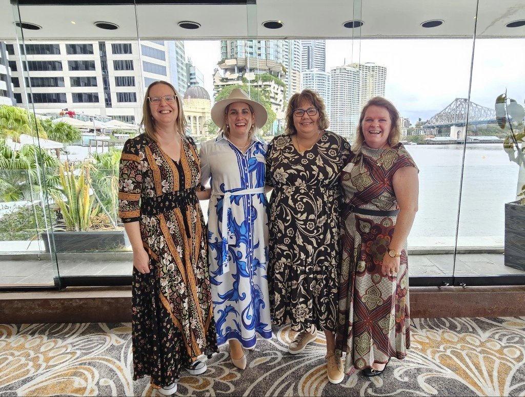 Charlotte Aves tweet media