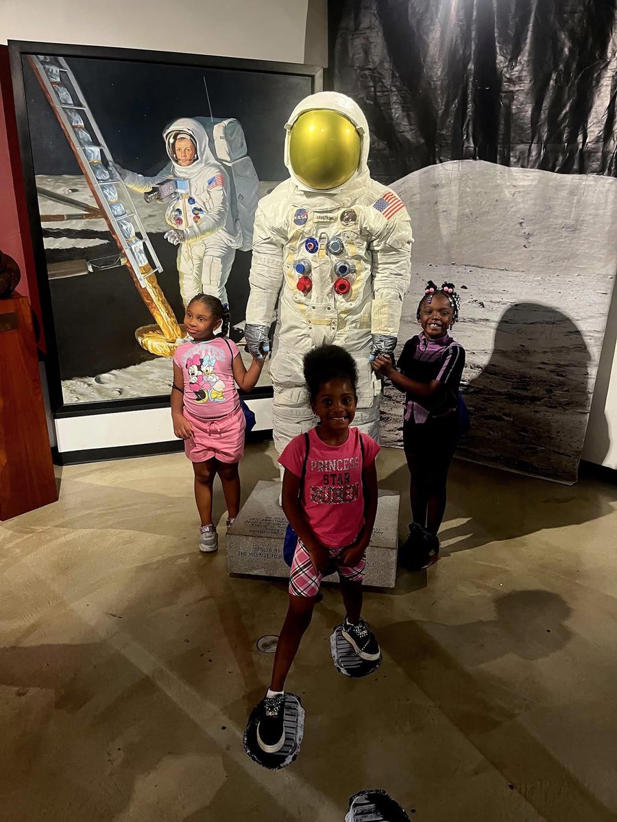 Our scholars had a field trip that was out this world today at the Armstrong Space Museum.  Hands on learning about space exploration gives these young scholars the opportunity to imagine themselves doing anything— even in a space suit!
