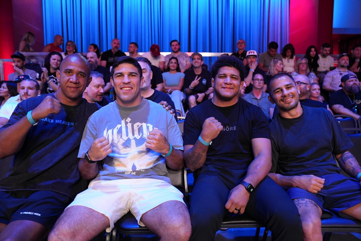 No way this crew could miss #DWCS! 😤🇧🇷