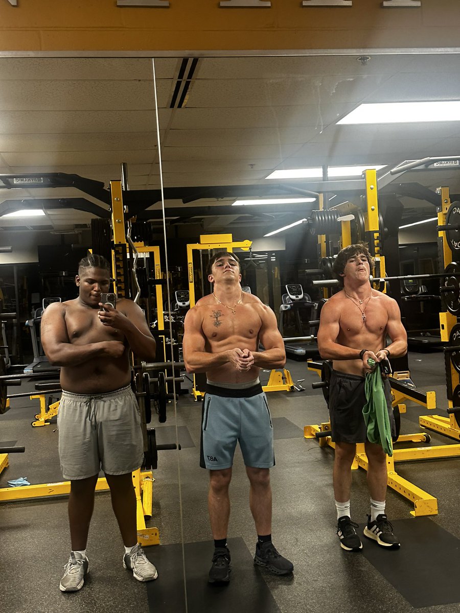 Workin with the youngins first day #squad100