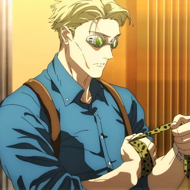 iiShotou's tweet image. anime                                                  real life