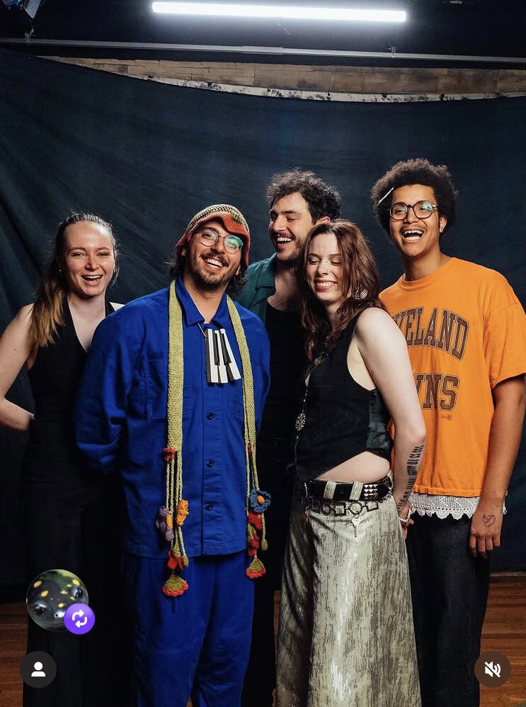 shebadfand10784's tweet photo. On Aug 20th SHEBAD’s 1st live EP recorded at Audiotree’s iconic Chicago studio will start streaming on all platforms & Audiotree’s YT channel.
Presave now!
☀️save on YouTube➡️ https://t.co/afnqvrndkh
☀️save on Spotify➡️ https://t.co/52azHwk92r
#Chicagomusic #Beatkitchen https://t.co/jIB8CnWRea