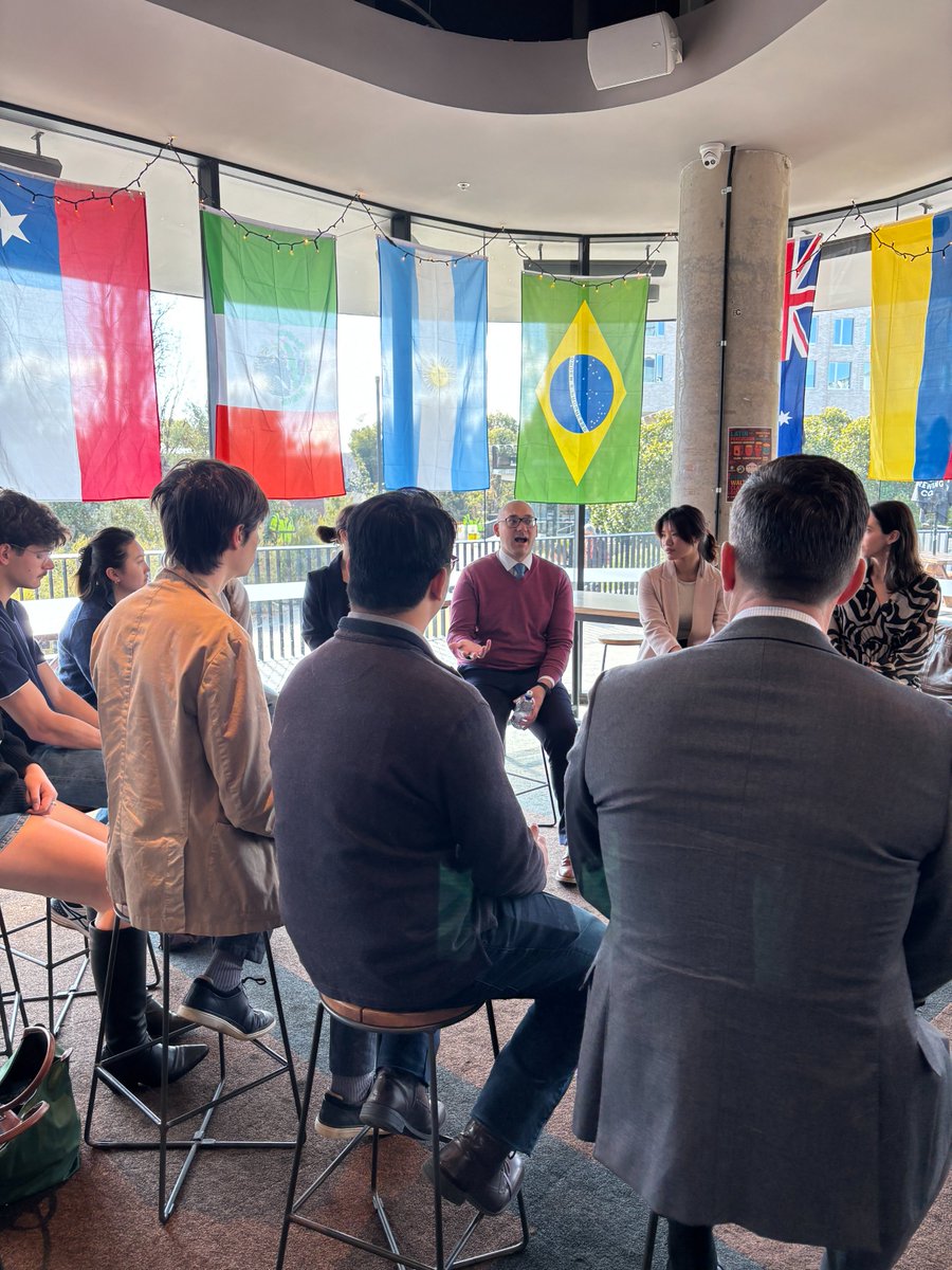 U.S. Embassy Australia tweet media