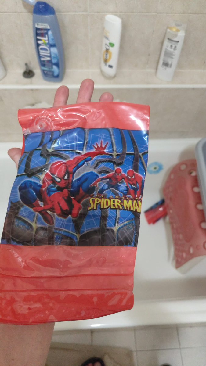 comprati perché non so nuotare e galleggiare approvati???????