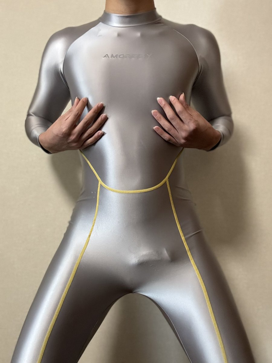 ぴちぴちスリスリしたい。