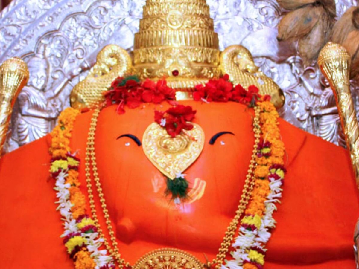 shubsree's tweet photo. Tour Idea of the day :
Ashtavinayak Tour from Mumbai 2 N 3D : A meticulously planned pilgrimage that takes you through the 8 revered Ganpati temples in Maharashtra.
DM for detail
#moreshwar #siddhatek #ballaleshwar #varadavinayak #chintamani #girijatmaj #vigneshwar #mahaganapati https://t.co/vBBv87KFo6