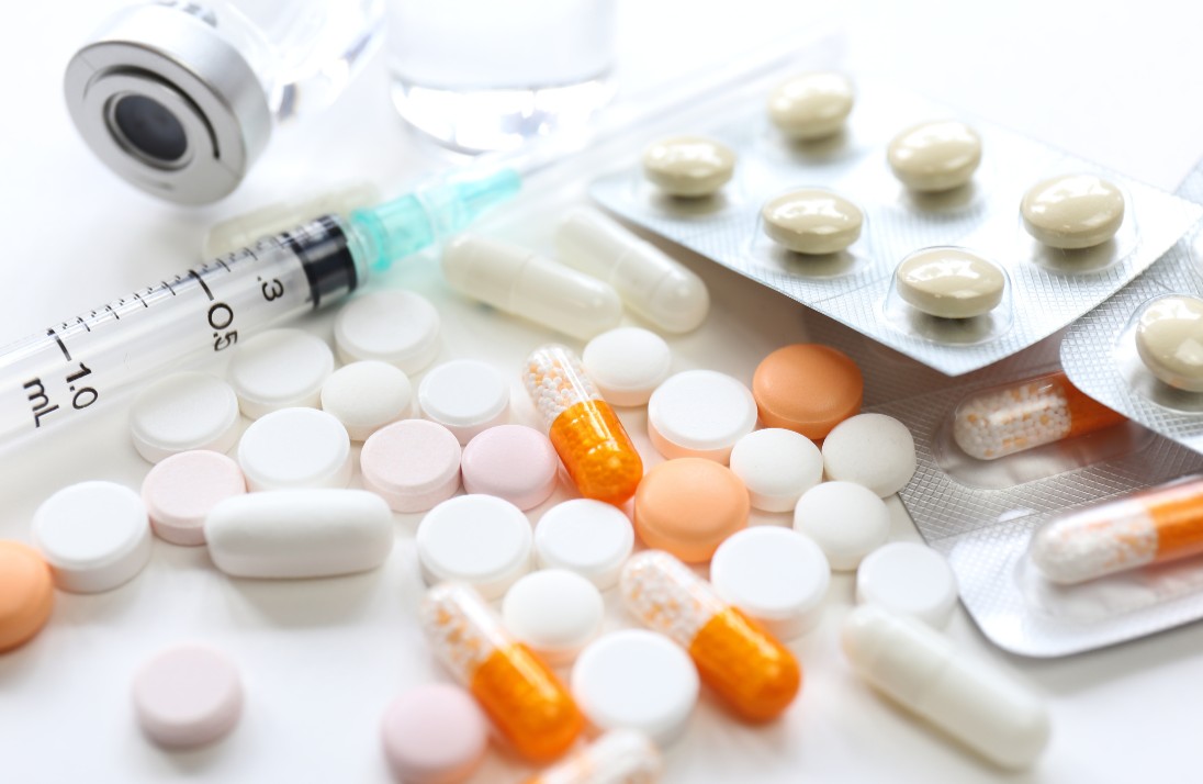 BMJ Quality & Safety (@bmj_qual_saf) on Twitter photo In this editorial, <a href="/adamtodd138/">Adam Todd</a> & <a href="/BarbaraHanratty/">Barbara Hanratty</a> question the utility of the concept ‘Polypharmacy’, discussing the challenges and complexities of trying to measure polypharmacy in a standardised way.
bit.ly/4kzTjAX In this editorial, <a href="/adamtodd138/">Adam Todd</a> & <a href="/BarbaraHanratty/">Barbara Hanratty</a> question the utility of the concept ‘Polypharmacy’, discussing the challenges and complexities of trying to measure polypharmacy in a standardised way.
bit.ly/4kzTjAX