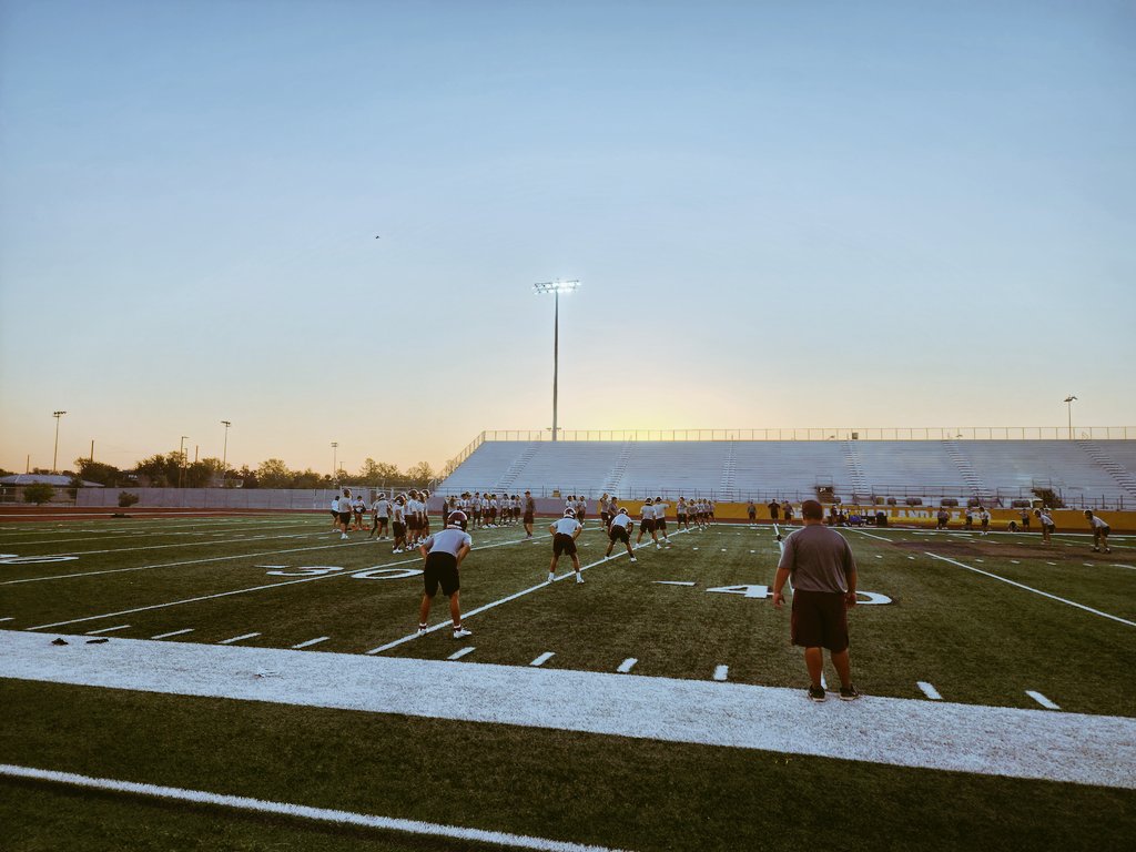 CoachJLozano's tweet image. My little man was up bright n early at 415am. for day 2 of football today. When I say we're ALL-IN, we're EXACTLY that. We love this team! #LINSA #EDC