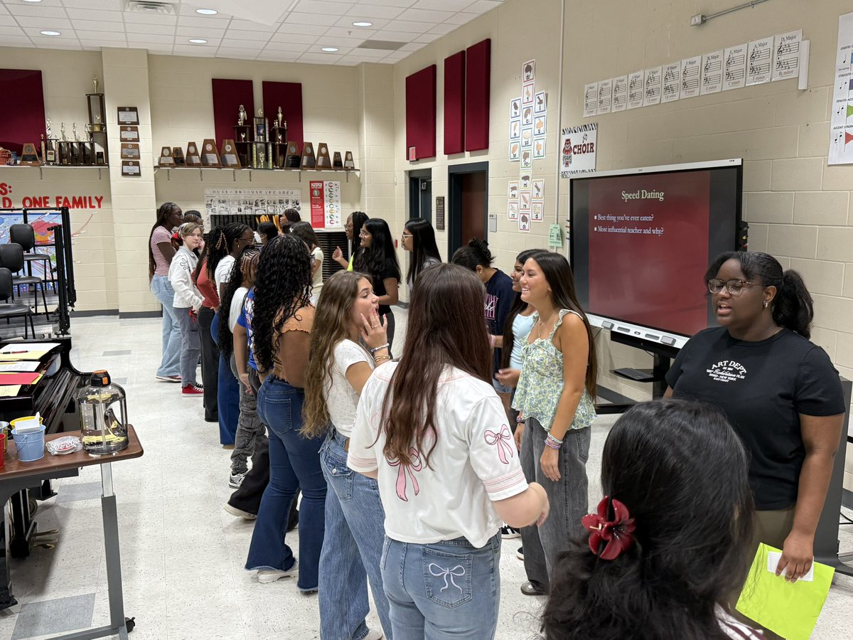 Travis HS Tiger Choir 🎤🎶 tweet media