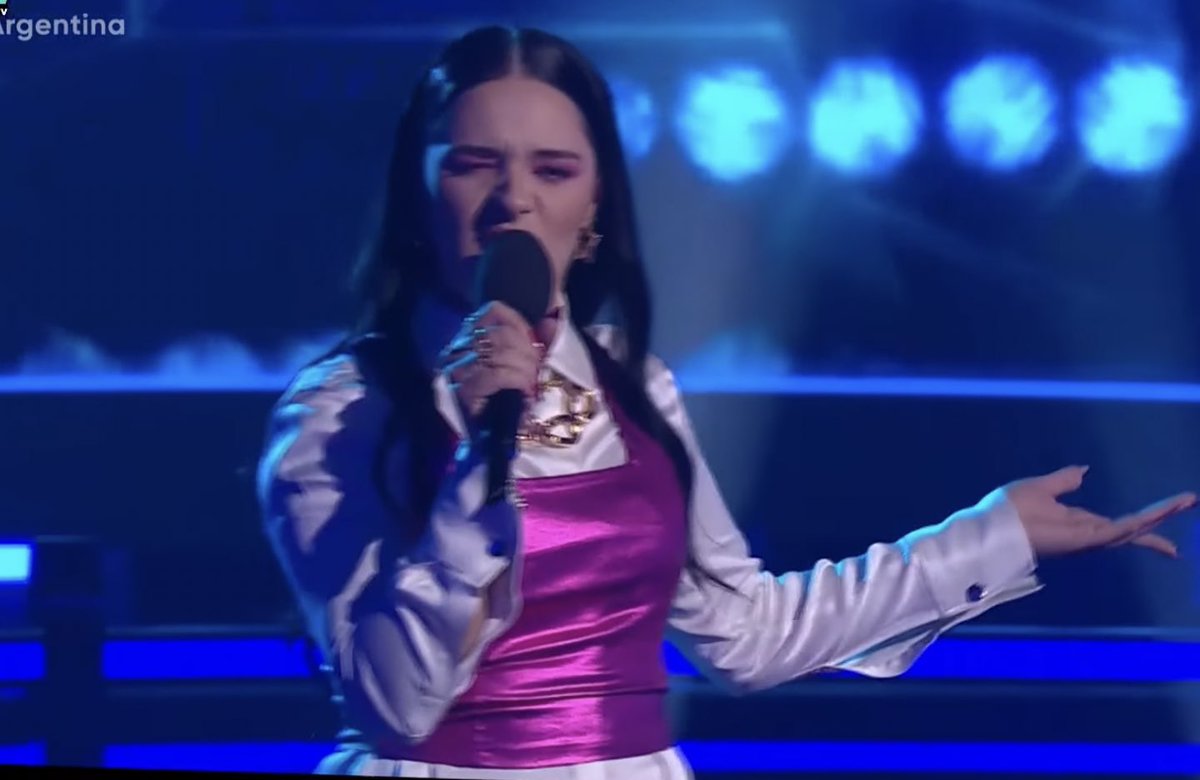 aribrinass's tweet image. COMO ARRASÓ NATHALIE #LaVozArgentina #ReactLaVoz