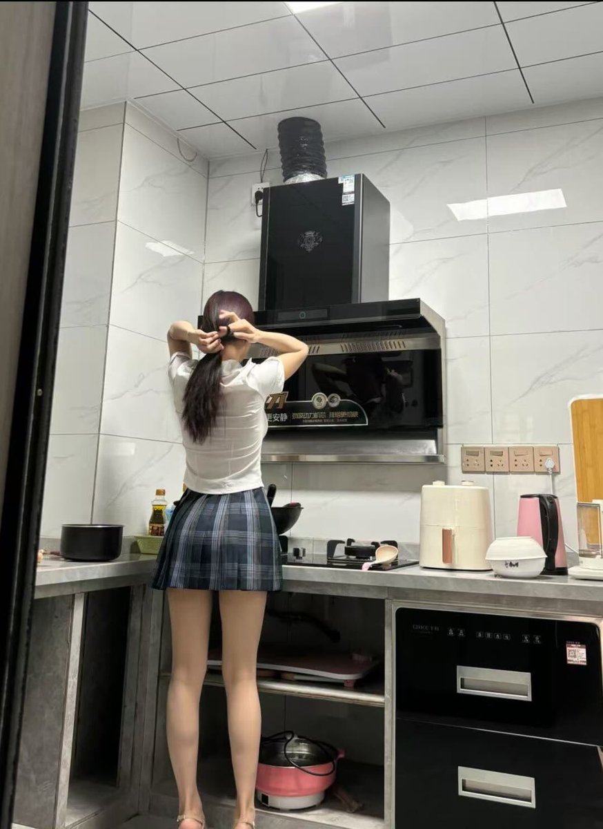 老婆说好喜欢被舔胸 想被舔逼 有没有喜欢舔的搭子啊