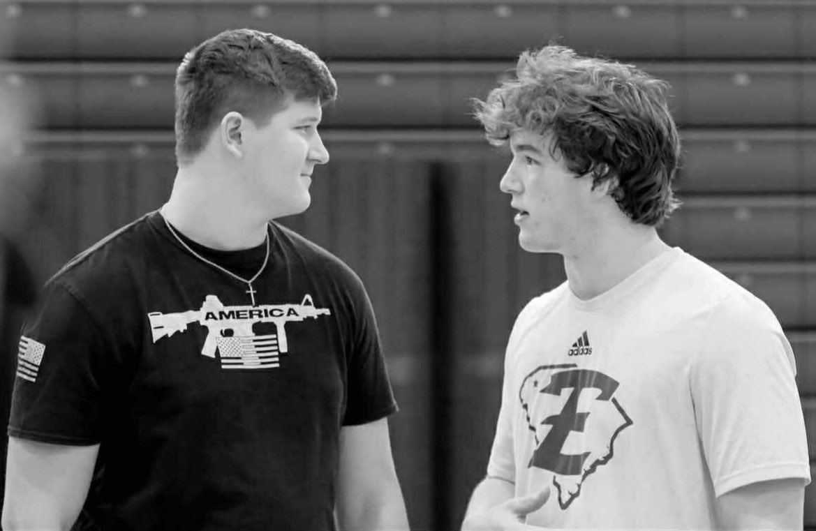 GreerNewsSports's tweet photo. Eastside LB Lucas Tankersley is known for his hard-hitting, high-octane play on the field. 🦅🏈

Tankersley is always “high intensity.” He’s “addicted to competition.”

How that drive formed from a sibling rivalry with his older brother, Jacob: 

➡️https://t.co/O2jtGwqqht https://t.co/eN6dTK7zKZ