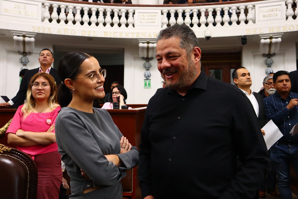 partidodeltrabajocdmx (@partidodeltra11) on Twitter photo En el Día Internacional de la Juventud, las diputadas <a href="/jguerreromaya/">Jannete Guerrero Maya</a>, <a href="/DianaBarraganS/">Dip. Diana Barragán</a> y el diputado <a href="/ErnestoVCPT/">ERNESTO VILLARREAL</a> entregaron los Premios de la Juventud CDMX 2025, reconociendo a jóvenes que transforman nuestra ciudad. En el Día Internacional de la Juventud, las diputadas <a href="/jguerreromaya/">Jannete Guerrero Maya</a>, <a href="/DianaBarraganS/">Dip. Diana Barragán</a> y el diputado <a href="/ErnestoVCPT/">ERNESTO VILLARREAL</a> entregaron los Premios de la Juventud CDMX 2025, reconociendo a jóvenes que transforman nuestra ciudad.