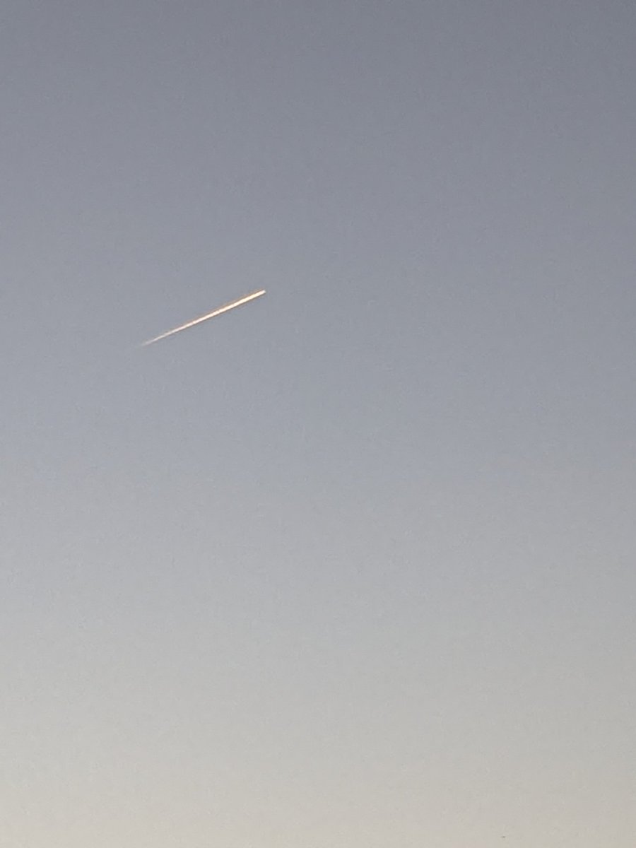 evening <a href="/united/">United Airlines</a> UA2258 from down here in Atwood, Ks! 🤘atw