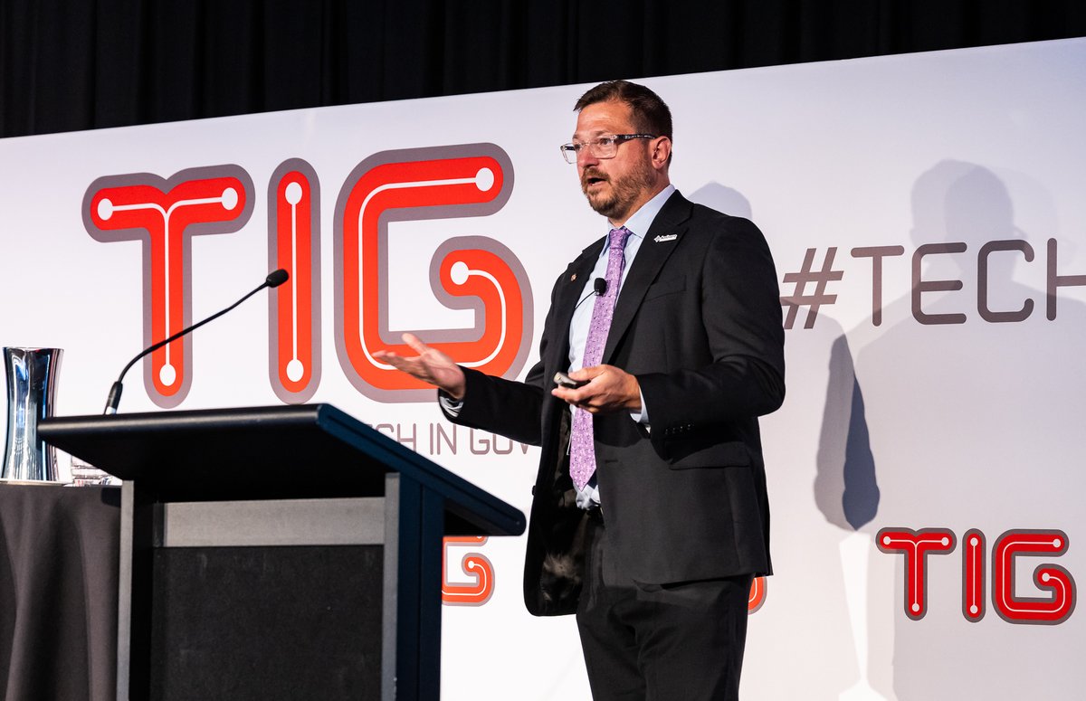 Techingov_AU's tweet image. Sessions. Solutions. Connections. Repeat.

Day 2 at #TechinGov is buzzing

📸 Share your favourite moment with us

Not here yet? Free reg is still open 👉 bit.ly/4lrvnRS