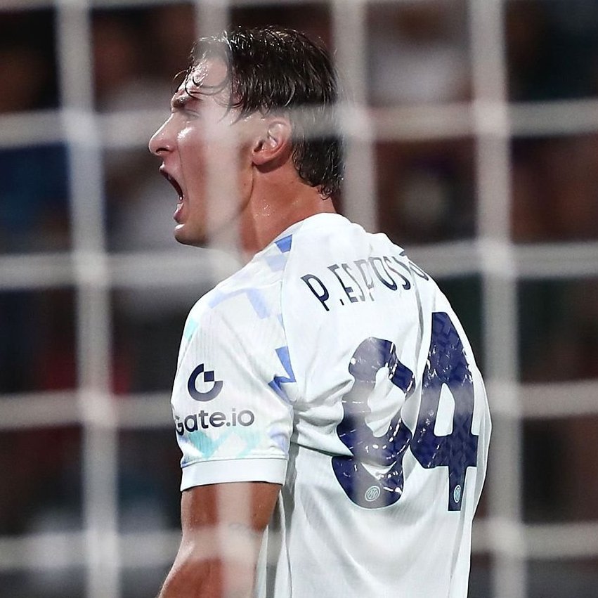 Inter_Xtra's tweet photo. 🇮🇹🎙️ Pio Esposito:
"My goal tonight was a wonderful feeling. I'm happy we managed to win on penalties, even if it wasn't an immediate victory. It's still important for building the winning mentality we want to have." @tvdellosport https://t.co/hG3V5cZYmg