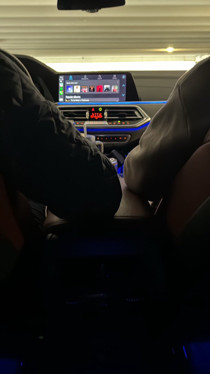 valcogod's tweet photo. IRL stream? https://t.co/y02i0lqX2u