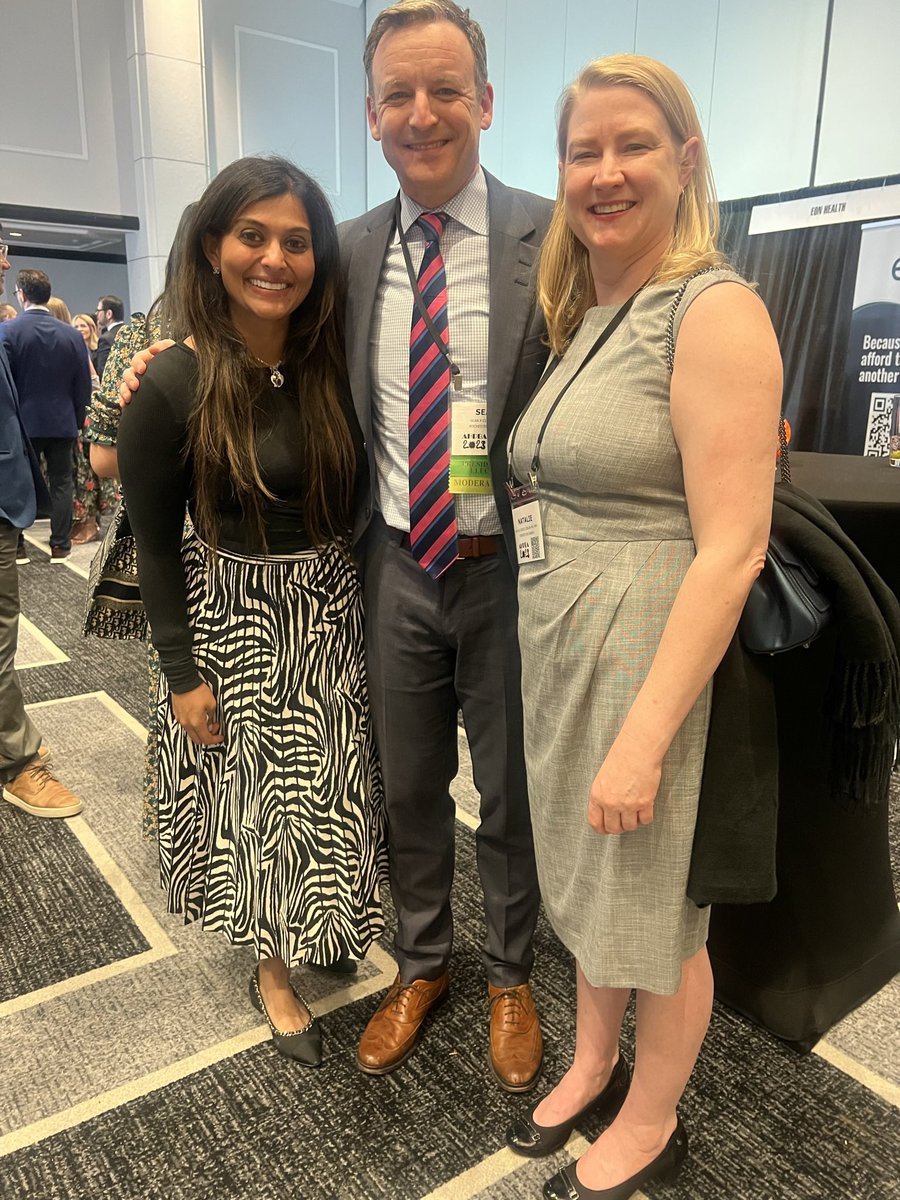 LYohanathan's tweet image. It is incredibly hard to process 
What a loss we all feel with Dr. Clearys passing. My heartfelt condolences
To his family. Sean trained me as a resident in Toronto , a fellow at mayo , played a pivotal role in my career. He was an exemplary surgeon, friend, mentor and colleague.