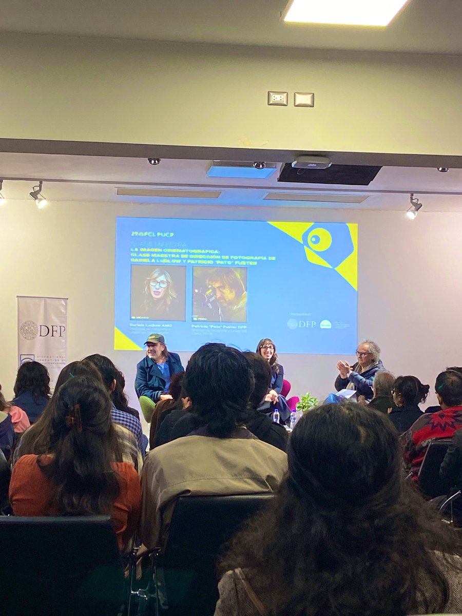 Dos buenísimas clases en el festival del Cine de Lima sobre colorización de fotografía y dirección de fotografía y encima con unos capos. 🙂‍↔️📸