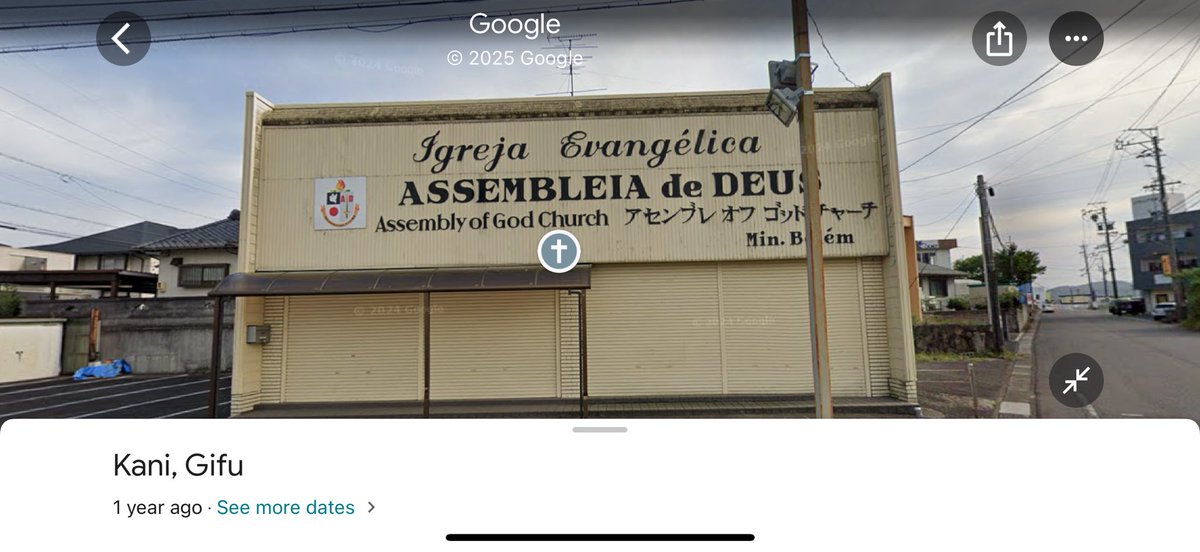 a______le's tweet photo. @mairamedeiros quase não tem igreja? só num raio de 5km aqui da minha casa no japão tem umas 8 e esse número aumenta quanto maior o número de brasileiros numa cidade. esse maluco tá vindo é tirar grana dessa galera e eu quero mais é que tire mesmo pq são tudo minion kkkk https://t.co/9VCJVVch0f
