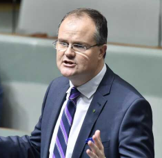 mormorlady's tweet photo. Hey @abcnews Two days ago you covered IN FULL LNP's Ted O'Brien presser to an EMPTY ROOM
Today when the ACTUAL GOVT PRIME MINISTER is speaking you don't bother to cover until @AlboMP was Taking Questions
Please Explain!!!!! https://t.co/zw4ORdX6Vk
