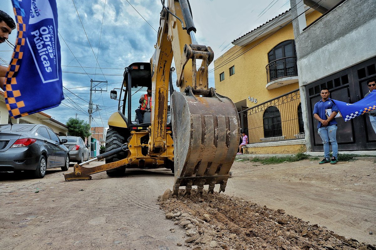 César Medina tweet media