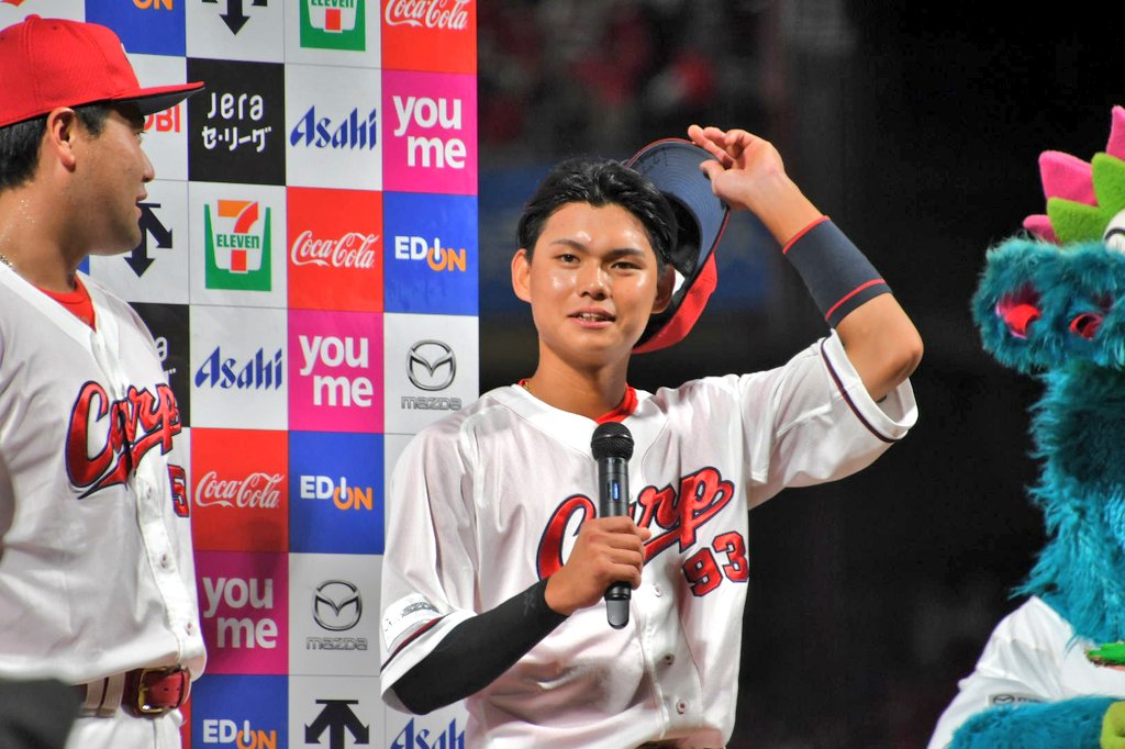 ガッシ (@512seiyaren) on Twitter photo ヒーローインタビュー🎤
前川くんが紹介されると激しく拍手をする末さんとモンテロが楽しかった🤣
前川くん受け答えも挨拶もしっかりしてて、マツダスタジアムで初めてとは思えなかった💮
2025.8.12
#モンテロ #末包昇大 #前川誠太 ヒーローインタビュー🎤
前川くんが紹介されると激しく拍手をする末さんとモンテロが楽しかった🤣
前川くん受け答えも挨拶もしっかりしてて、マツダスタジアムで初めてとは思えなかった💮
2025.8.12
#モンテロ #末包昇大 #前川誠太