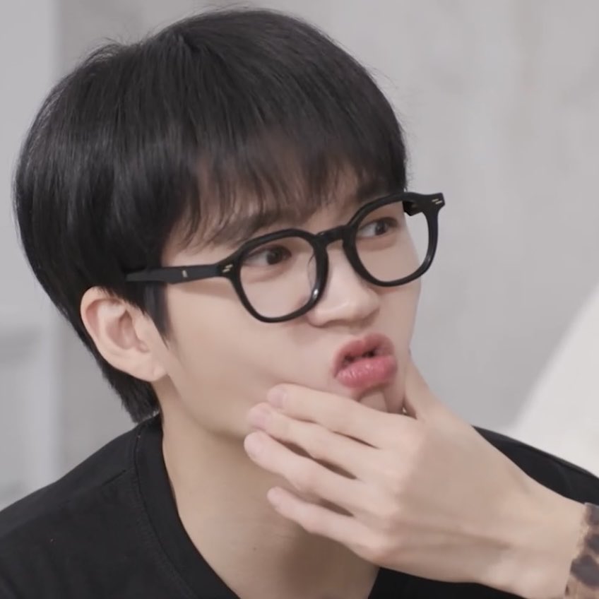 뽀 tweet media