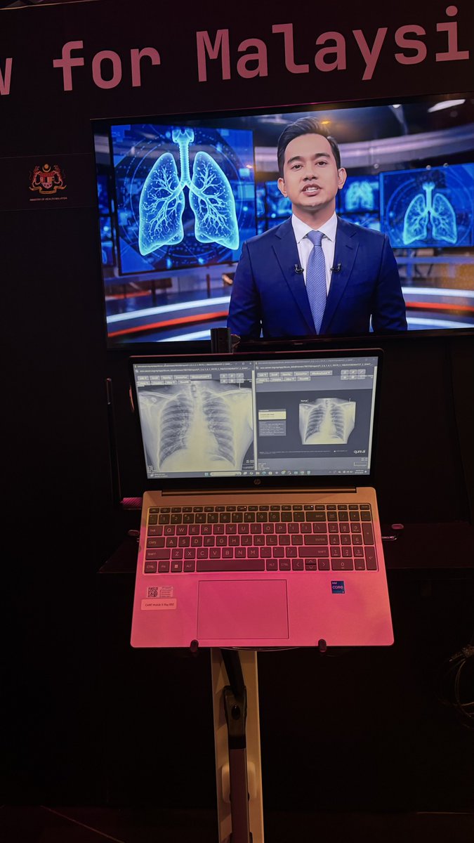 SyahmiRafsan's tweet image. TIL from the AI Malaysia Summit:

1. A Malaysian startup, an AI GPU marketplace called grafilab.ai

2. TM is offering GPU as a service. 

3. AMD is launching a developer cloud platform (probably a GaaS).

4. National Cancer Society Malaysia is using…