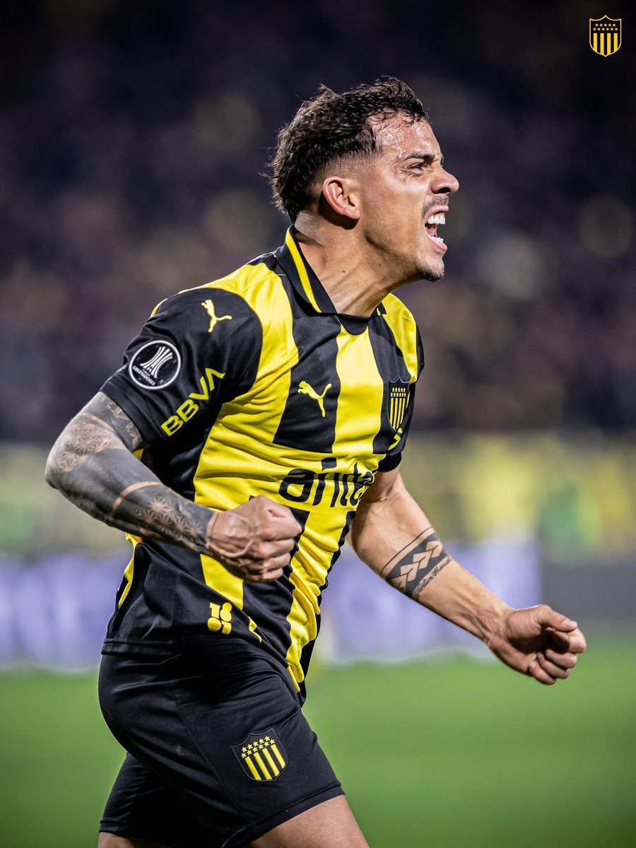 Peñarol mete dos triunfos claves en tres días. Javier Méndez el León. Le ganó toda la noche a “Maravilla”. Flojo arbitraje, difícil de digerir el trámite, poco fútbol y mucho corte. Cuando había dudas por la salida de Leo, apareció Terans. Cortes otra vez seguro