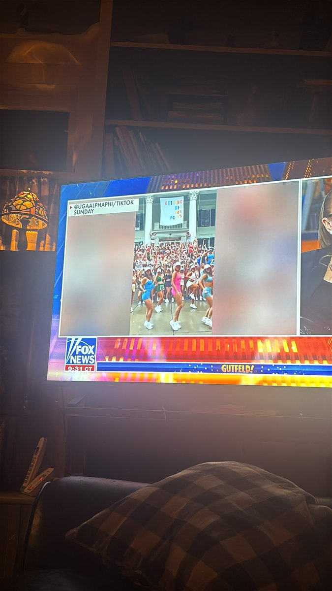 washed_fb's tweet image. UGA alpha phi on Fox News news can’t complain #gutfeld #APhi #UGA #GoDawgs