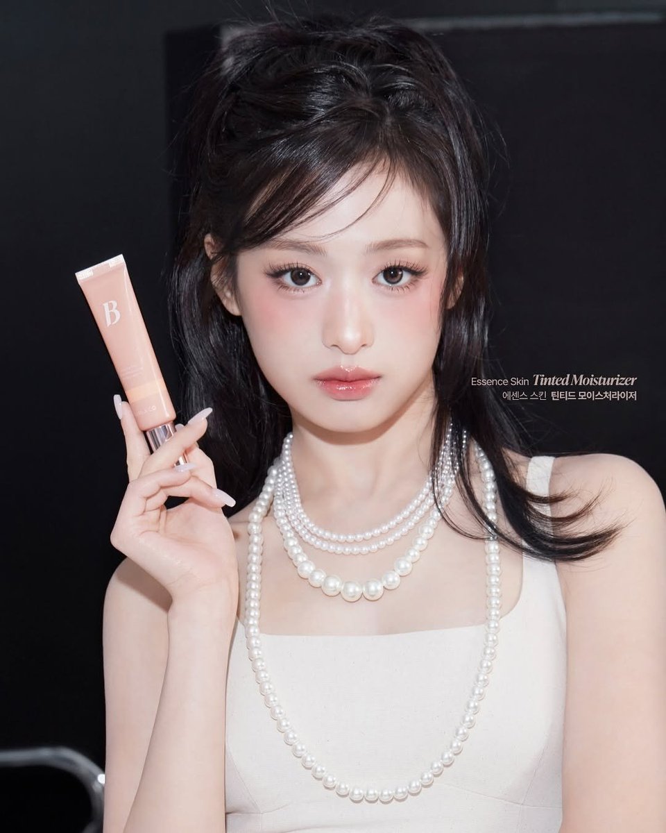 baemoniedle's tweet photo. 바닐라코 정아현의 축복이 끝이없다.. https://t.co/d5IK9Wym9Y