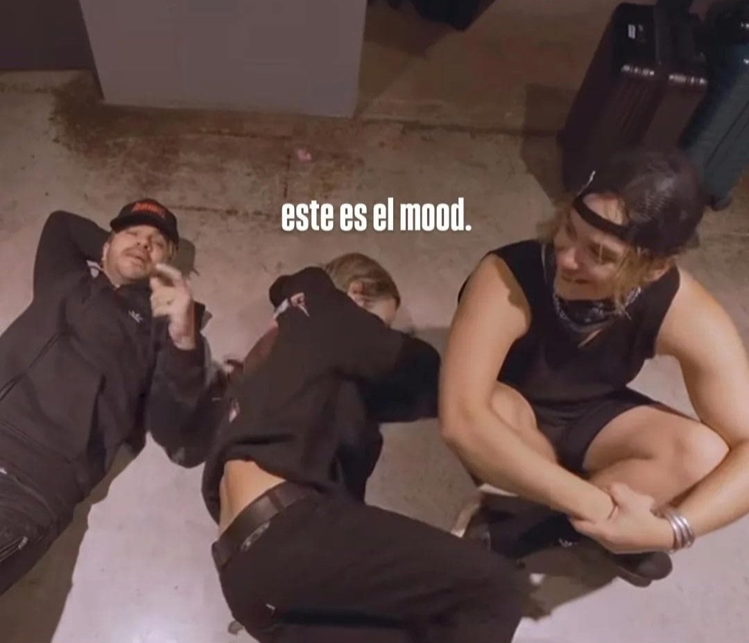 Asi estamos esperando a que saquen fecha 🇵🇾😭
<a href="/AIRBAGoficial/">Patricio Sardelli</a> 
<a href="/GuidoAIRBAG/">Guido Armido</a>