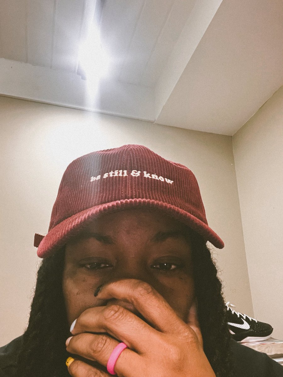 #bestillandknow