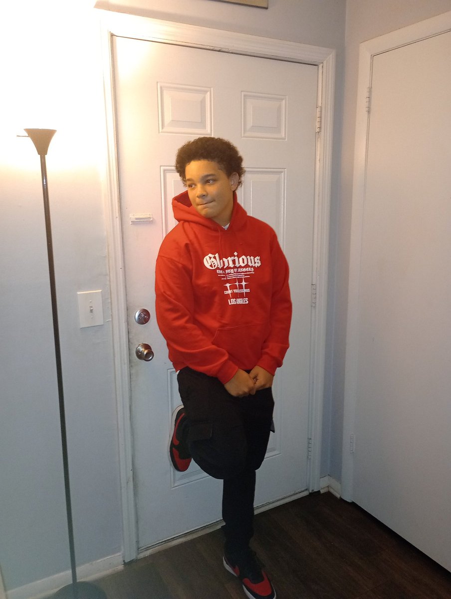 morettocrystal's tweet photo. My son ran away on me. If you live in the Nashville area, please call 911 if you see him. I have already filled out a report. Last seen wearing an orange shirt and black shorts. He was carrying two back packs one is black the other is green white yello https://t.co/esPXLuU01I