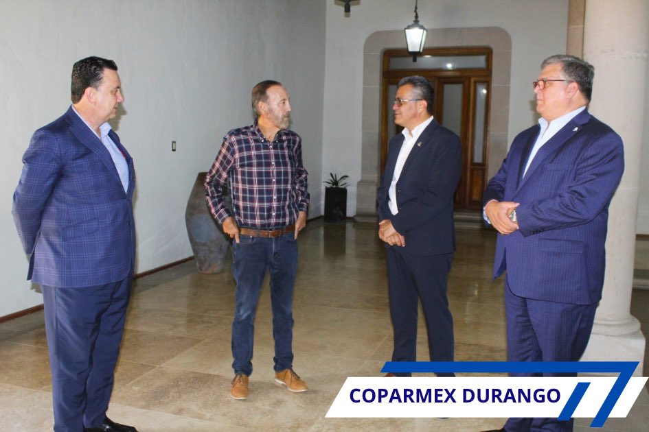 CoparmexD's tweet photo. 🌟 Impulsando Durango 🌟
Hoy, líderes de COPARMEX y gobierno se reunieron para fortalecer el desarrollo empresarial y social de Durango 🤝💼.
¡Juntos por un futuro próspero! 🇲🇽✨
#COPARMEXDurango #DurangoCrece #UnidadYProgreso https://t.co/uAfjAt9UKm